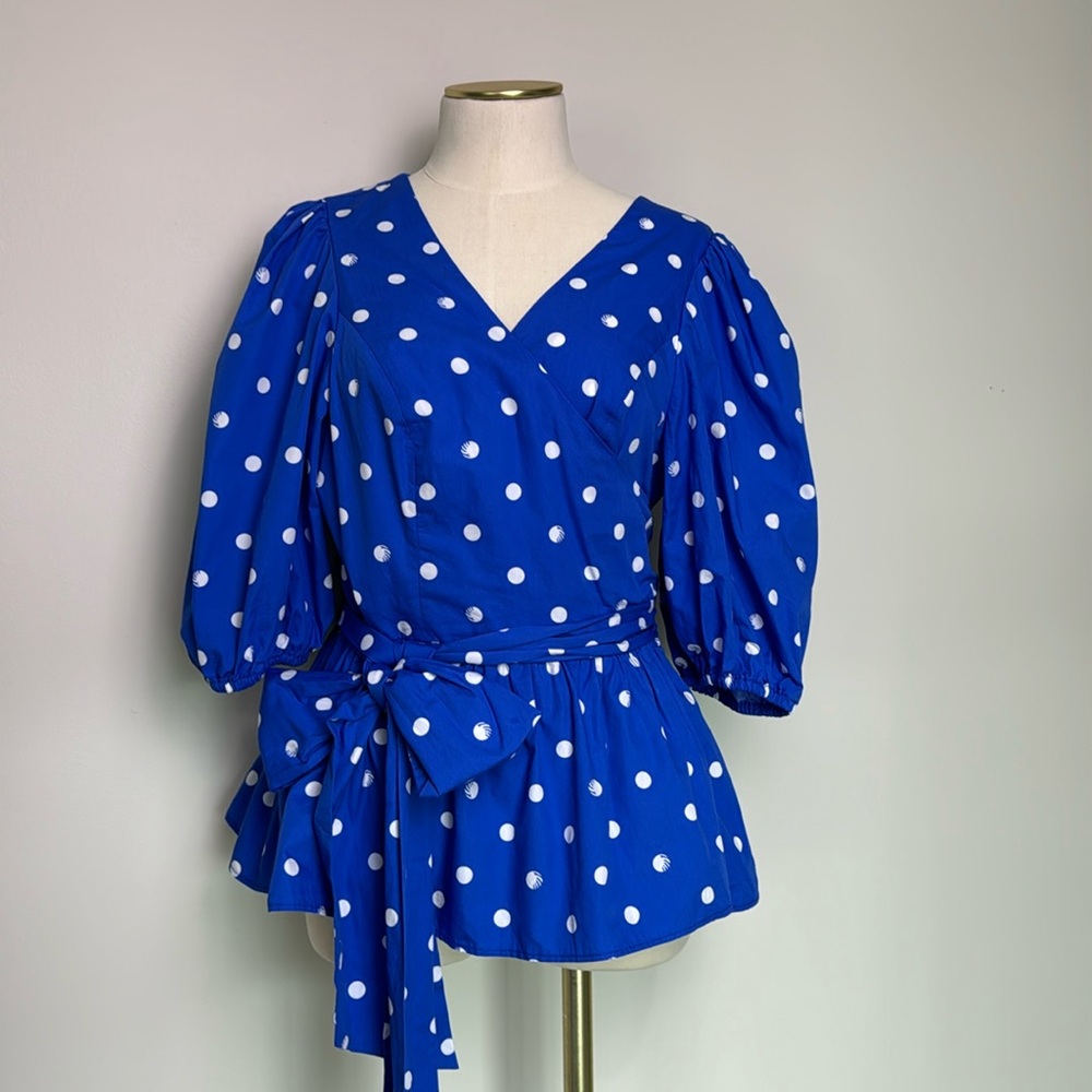 Lilly Pulitzer Kara wrap top size 14 in blue grotto hotter spot